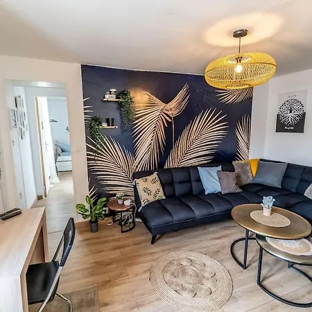 Maison Familiale Terrasse Jacuzzi Parking Gratuit 20personnes 10min D'honfleur 3* Équemauville