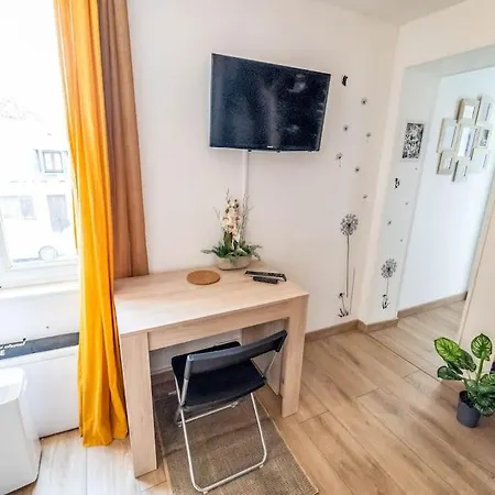 Maison Familiale Terrasse Jacuzzi Parking Gratuit 20personnes 10min D'honfleur Szálloda